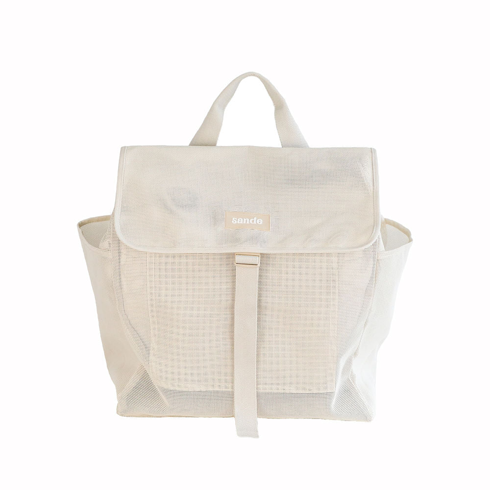Front view of the Sande Kids Beach Hauler mesh backpack in neutral Sand color, designed for family beach outings.