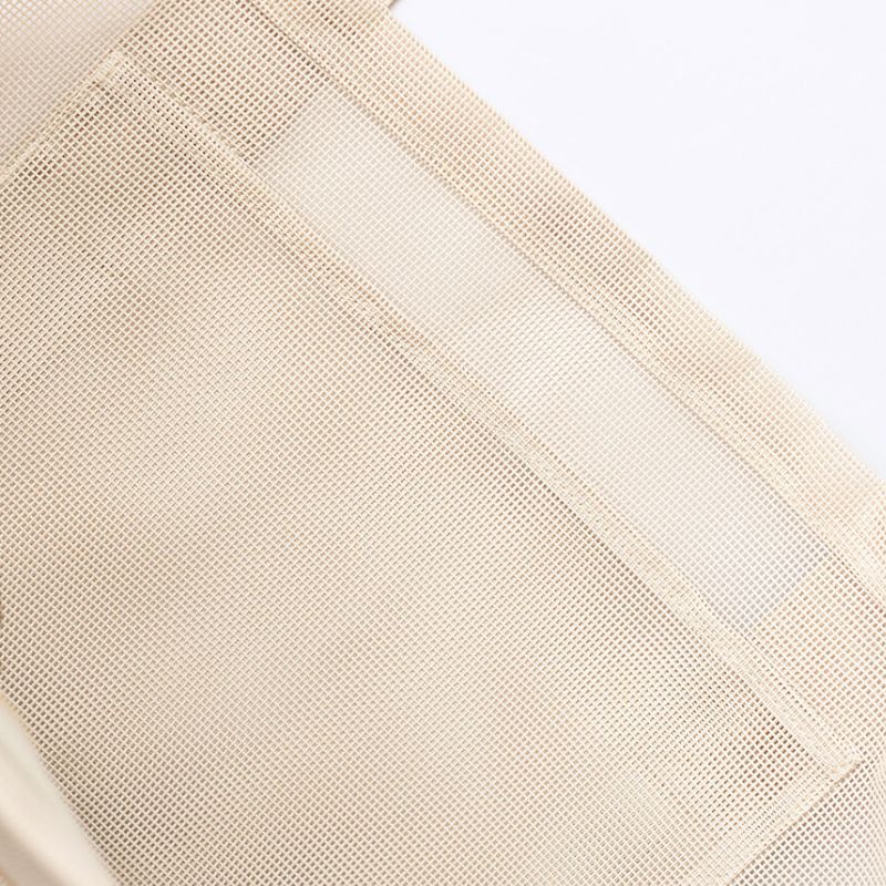 Close-up of the Sande Kids Oversized Beach Hauler mesh beach bag, featuring a large internal mesh pocket designed for optimal organization, allowing you to separate wet swimmers from dry towels for convenient beach outings.